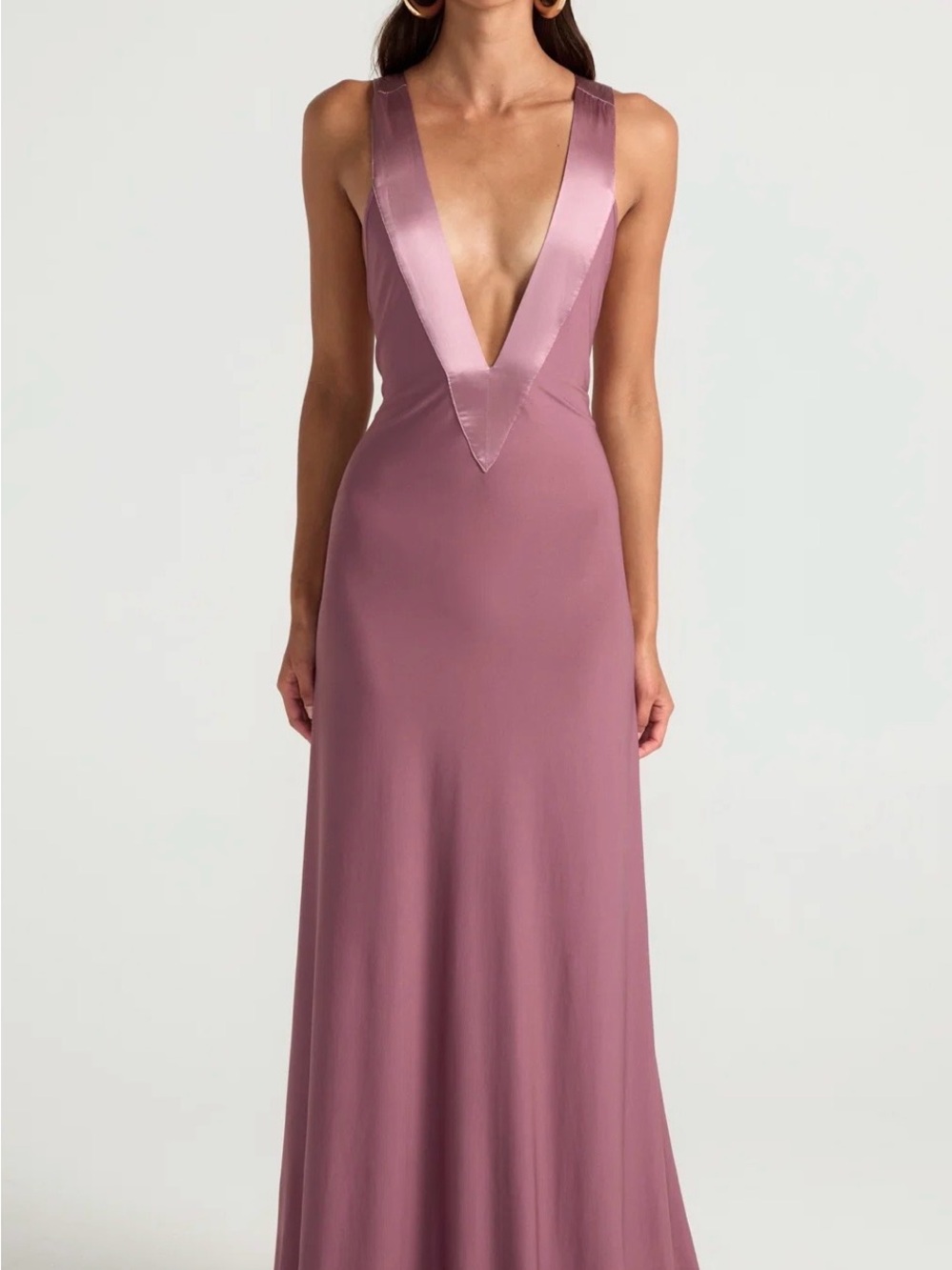 Plunging V-Neck Mauve Evening Gown Ance Gria Rosa